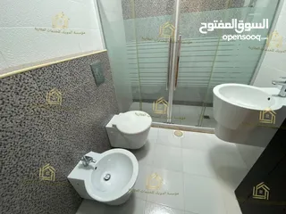  11 شقة فاخرة - سوبر ديلوكس - دير غبار - 215م - حديقة واسعة - قرب الخدمات - منطقة هادئة ومميزة جدا