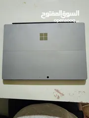  2 Microsoft surface Pro 7