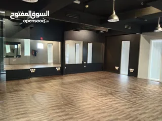  12 6Me18-Fabulous offices for rent in Qurm near Al Shati Street.