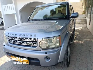  4 Land Rover LR4 in Muscat