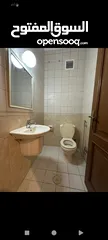  2 شقه فارغه للايجار ـ موقع مميز جدا ـ ضاحيه الرشيد - طابق ارضي ـ حديقه 150 متر