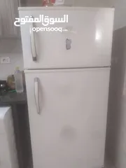  2 تلاجه بحاله ممتازه تبريدهواءشغاله 1،،/1،،