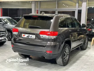  4 JEEP GRANG CHEROKEE 2019