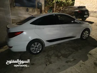  4 هونداي اكسنت 2015