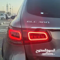  8 Mercedes-Benz glc300