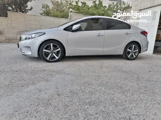  26 كيا K3  / ماتور 1600 / ديزل اقتصاديه الأكثر طلبا / موديل 2017 /اصل كوري