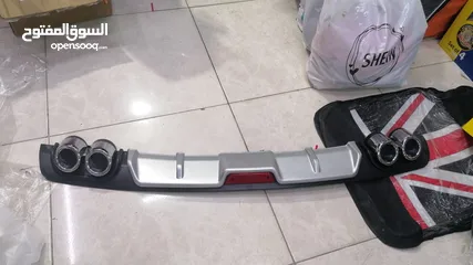  1 دفيوزر خلفي يونيفيرسال بركب لكل انواع السيارات جديد مسكر بجلاتينه للبيع بسعر حرق