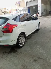  3 فورد فوكس 2014  لون أبيض ( كاش او نقل معامله  عن طريق البنك الاسلامي وقسطها   خفيف جدا