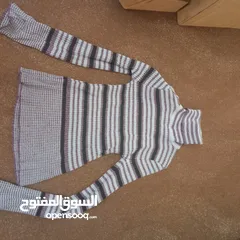  19 ملابس للبيع بسعر حررررق بحال الوكاله يتوفر  بلاطين جينز ،،،فساتين  شيفون ،، بلايز  مقاس 40,,,,42