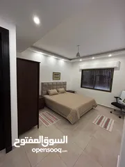  7 شقة مفروشة للايجار في الشميساني بالقرب من شارع الثقافة - 14617