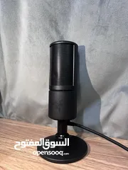  3 مايك : RAZER SEIREN X MI