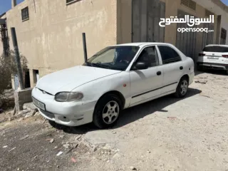  3 سيارة هونداي