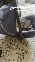  1 كرسي سيارة للاطفال