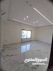  5 تلاع العلي 175م وحديقة وكراج خاص