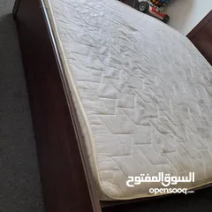  4 تخت غرفه نوم مجوز