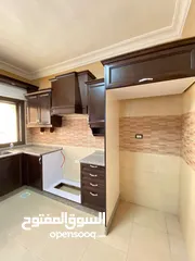  8 شقة مميزة - خلدا - 4نوم 1ماستر - 225م - ارضية - قرب الخدمات العامة