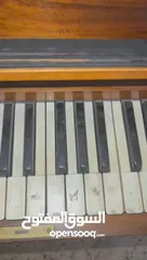 8 للجادين جدا فقط بيانو من القرن ااتاسع عشر للبيع