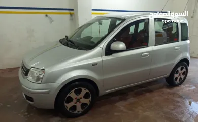 6 فيات باندا موديل 2009 لون فضي قوة المحرك 1250