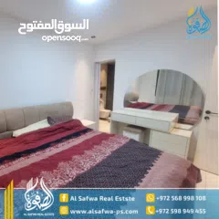  5 شقه مميزة جديده للايجار السنوي عرسان او عائله صغيره