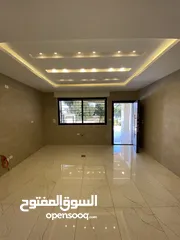  13 شقة ارضية على شارعين207 م داخلي 60م تراس امامي بتشطيب فاخر 3 نوم 2 ماستر مرج الحمام