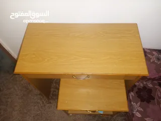  2 مكتب مع روسيه نظيف جدا جدا بحاله جيده