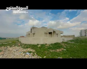 5 للبيع ارض مساحه 529 متر موقع مميز+عمار طابق واحد مساحه البناء 280 متر و مرخص على 4 طوابق على شارعين