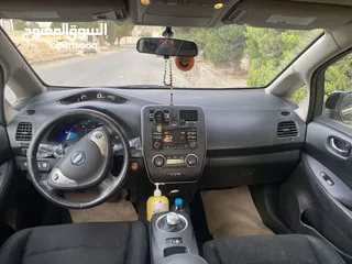  8 نيسان ليف 2015