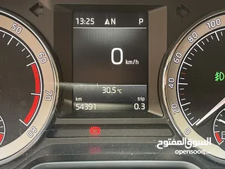  15 سكودا اوكتافيا 2020/19 بحالة الشركة فل فل عدا فتحه وعداد قليل اصلي