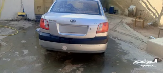  3 كيا برايد 2008