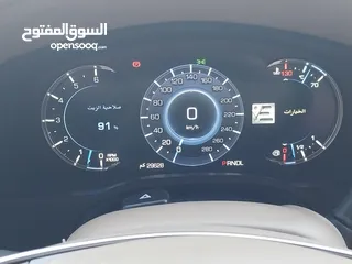  23 كاديلاك اسكاليد وارد الوكالة قاطع مسافة 29000km فقط صنف platinum