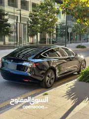  11 تسلا موديل 3