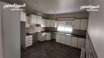  17 شقة فارغة - دابوق - 3نوم - 165م