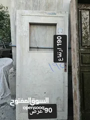  3 باب خشب وشباك المنيوم