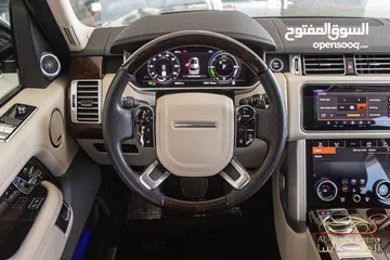  25 Range Rover Vogue Hse 2020 Plug in hybrid   السيارة بحالة الوكالة و قطعت مسافة 50,000 ميل فقط