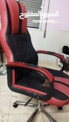  1 كرسي جيمنغ أحمر مستعمل بحالة جيدة