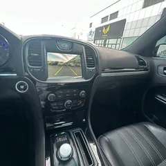  9 كرايسلر 300 S بانوراما 2018 مع ضمان 3 سنوات