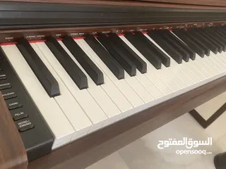  3 Greaten piano new model amazing brownish black color no key broken functioned with metronome