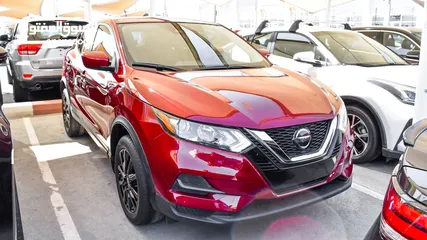  1 Nissan rogue sport with warranty in excellent condition