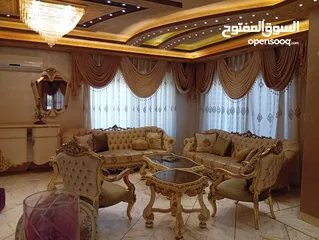  5 فيلا للبيع