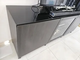  2 IKEA - TV UNIT - Glass Counter