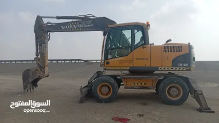  4 Wheel Excavator For Rent