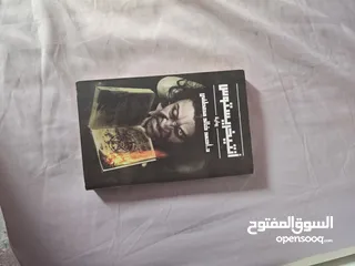  6 كتب/روايات/ مانغا مستعملة للبيع
