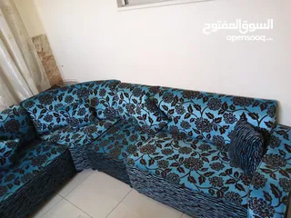  2 كنب 10 مقاعد للبيع بسعر مغري خشب كويس بتحمل الضغط