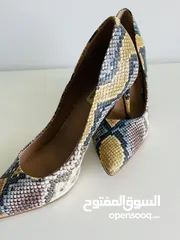  9 Prada, Steven Madden