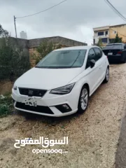  15 سيت ابيزا للبيع موديل 2022 SEAT lbizaFR بحالة الوكالة دهان شركة عداد قليل