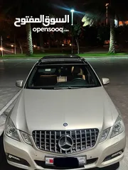  2 Mercedes. CGI. E250