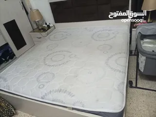  1 فرشه زنمركيه طول 2م عرض 180 سم للبيع