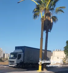  2 فولفو 15 طن صندوق مع شادر ورمبة
