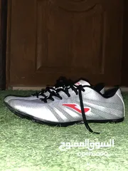  3 الاثنين ب 10 دنانير سعر حرق ونهائي واذا مش اصلي لا تشتري واحد ركض وواحد اصابع اديداس للطابة