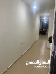  3 ثلاث غرف نوم غير مفروشة الارسال